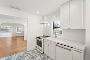 517 55th St, West Palm Beach, FL 33407 - Photo 18