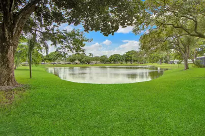 8864 Sunscape Lane, Boca Raton, FL 33496 - Photo 2