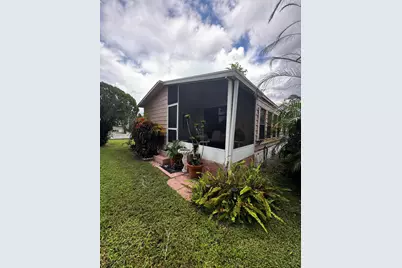 24 Flores Del Norte, Fort Pierce, FL 34951 - Photo 8