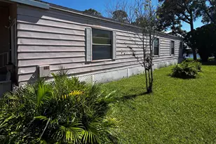 24 Flores Del Norte, Fort Pierce, FL 34951 - Photo 4