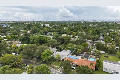 245 SW 5th Street, Dania Beach, FL 33004 - Photo 26