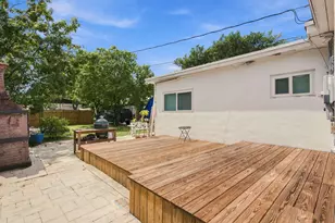 245 SW 5th St, Dania Beach, FL 33004 - Photo 24