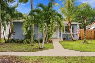 245 SW 5th St, Dania Beach, FL 33004 - Photo 1