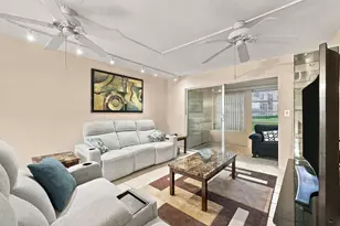 2903 Victoria Cir, Coconut Creek, FL 33066 - Photo 14