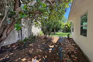 3957 Harwood St, West Palm Beach, FL 33403 - Photo 12