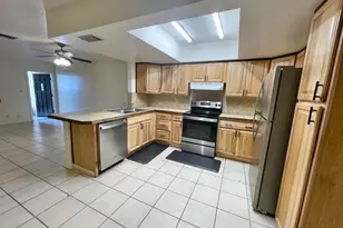7110 NW 78th Ave, Tamarac, FL 33321 - Photo 6