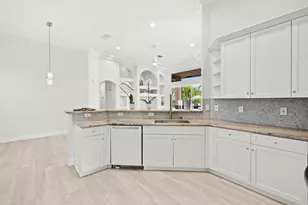 2933 E Fontana Ct, Royal Palm Beach, FL 33411 - Photo 66