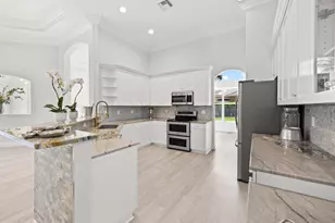2933 E Fontana Ct, Royal Palm Beach, FL 33411 - Photo 36