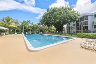 113 Royal Pk Dr, Oakland Park, FL 33309 - Photo 1