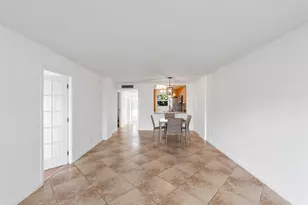 113 Royal Pk Dr, Oakland Park, FL 33309 - Photo 8