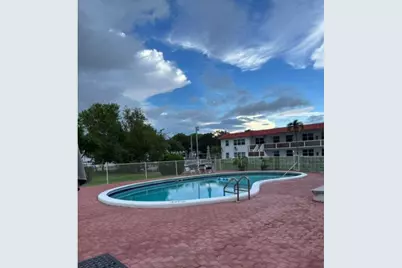 22 SE 3rd Terrace #26, Dania Beach, FL 33004 - Photo 12
