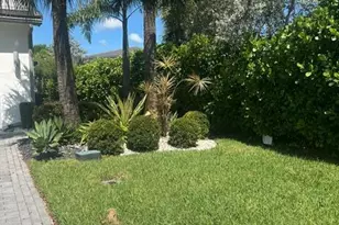 8991 Kingsmoor Wy, Lake Worth, FL 33467 - Photo 2