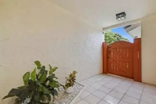 1800 Embassy Dr, West Palm Beach, FL 33401 - Photo 4