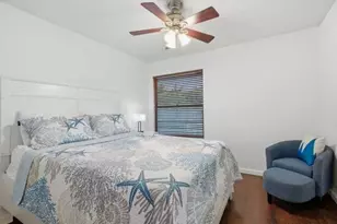 1800 Embassy Dr, West Palm Beach, FL 33401 - Photo 26