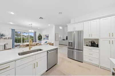 844 Madison Court, Palm Beach Gardens, FL 33410 - Photo 12