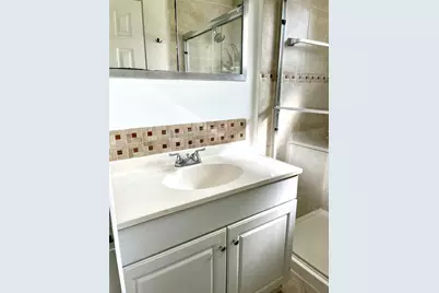 1411 NW 79th Way, Pembroke Pines, FL 33024 - Photo 10