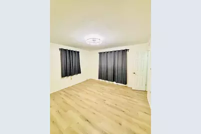 1411 NW 79th Way, Pembroke Pines, FL 33024 - Photo 14