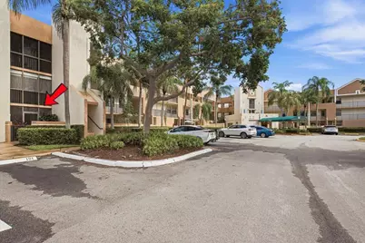 7501 Fairfax Drive, Tamarac, FL 33321 - Photo 6