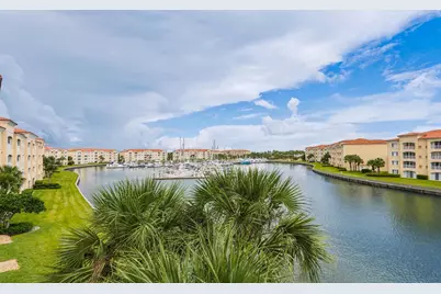 17 Harbour Isle Drive W #304, Fort Pierce, FL 34949 - Photo 10