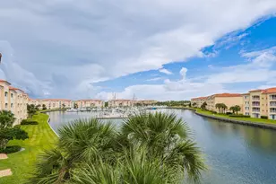 17 Harbour Isle Dr W, Fort Pierce, FL 34949 - Photo 10