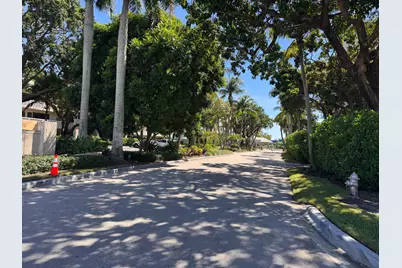 6 Royal Palm Way #304, Boca Raton, FL 33432 - Photo 1