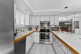 141 E Riverside Dr, Jupiter, FL 33469 - Photo 6