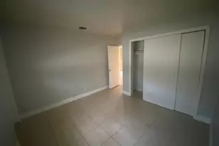 220 SW 8th St, Fort Lauderdale, FL 33315 - Photo 10
