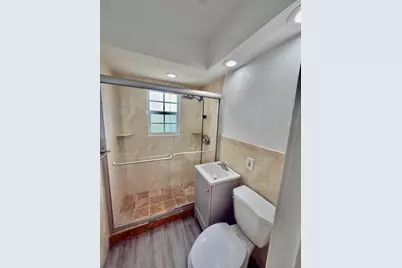 1121 NE 2nd Street #203, Fort Lauderdale, FL 33301 - Photo 6