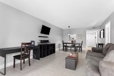 9700 Sunrise Lakes Boulevard #101, Sunrise, FL 33322 - Photo 6