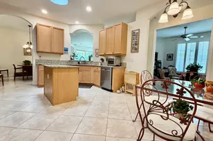 433 North Tangerine Square SW, Vero Beach, FL 32968 - Photo 10