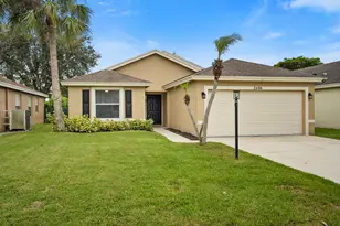 2686 SW Regency Rd, Stuart, FL 34997 - Photo 4