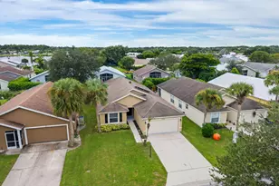 2686 SW Regency Rd, Stuart, FL 34997 - Photo 6