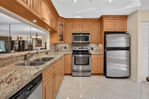 16769 Oakhill Trail, Delray Beach, FL 33484 - Photo 2