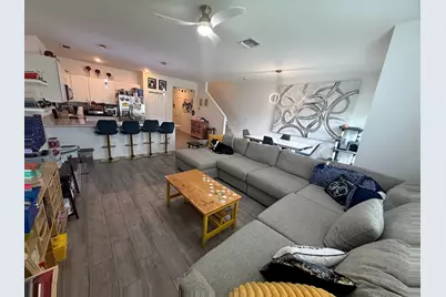 4180 Lagoon Shore Drive, Lake Worth, FL 33467 - Photo 10