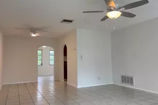 5611 NW 49th Terrace, Tamarac, FL 33319 - Photo 6