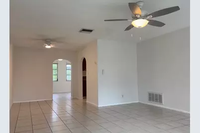 5611 NW 49th Terrace, Tamarac, FL 33319 - Photo 6