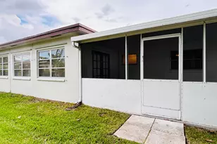 5611 NW 49th Terrace, Tamarac, FL 33319 - Photo 32