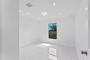 616 S Pine St, Lake Worth, FL 33460 - Photo 10