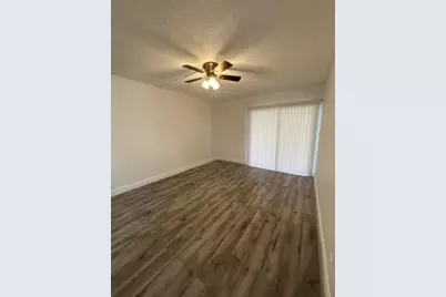 220 Lakeview Drive #103, Weston, FL 33326 - Photo 22