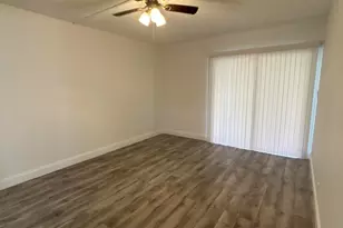 220 Lakeview Dr, Weston, FL 33326 - Photo 22