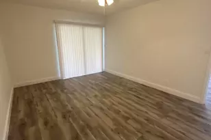 220 Lakeview Dr, Weston, FL 33326 - Photo 24