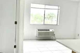 3822 N University Dr, Coral Springs, FL 33065 - Photo 2