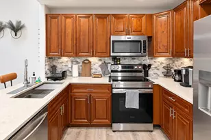 4200 Palm Bay Cir, West Palm Beach, FL 33406 - Photo 4