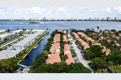 1105 Lake Shore Drive #205, Lake Park, FL 33403 - Photo 26