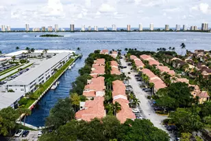 1105 Lake Shore Dr, Lake Park, FL 33403 - Photo 26