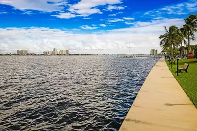 1105 Lake Shore Drive #205, Lake Park, FL 33403 - Photo 24