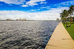1105 Lake Shore Dr, Lake Park, FL 33403 - Photo 24