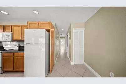 51 Coral Lane, Key Colony Beach, FL  - Photo 12