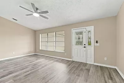 680 SW Colleen Avenue, Port Saint Lucie, FL 34983 - Photo 4