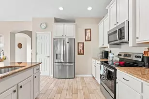 12796 SW Lake Fern Cir, Port Saint Lucie, FL 34987 - Photo 12